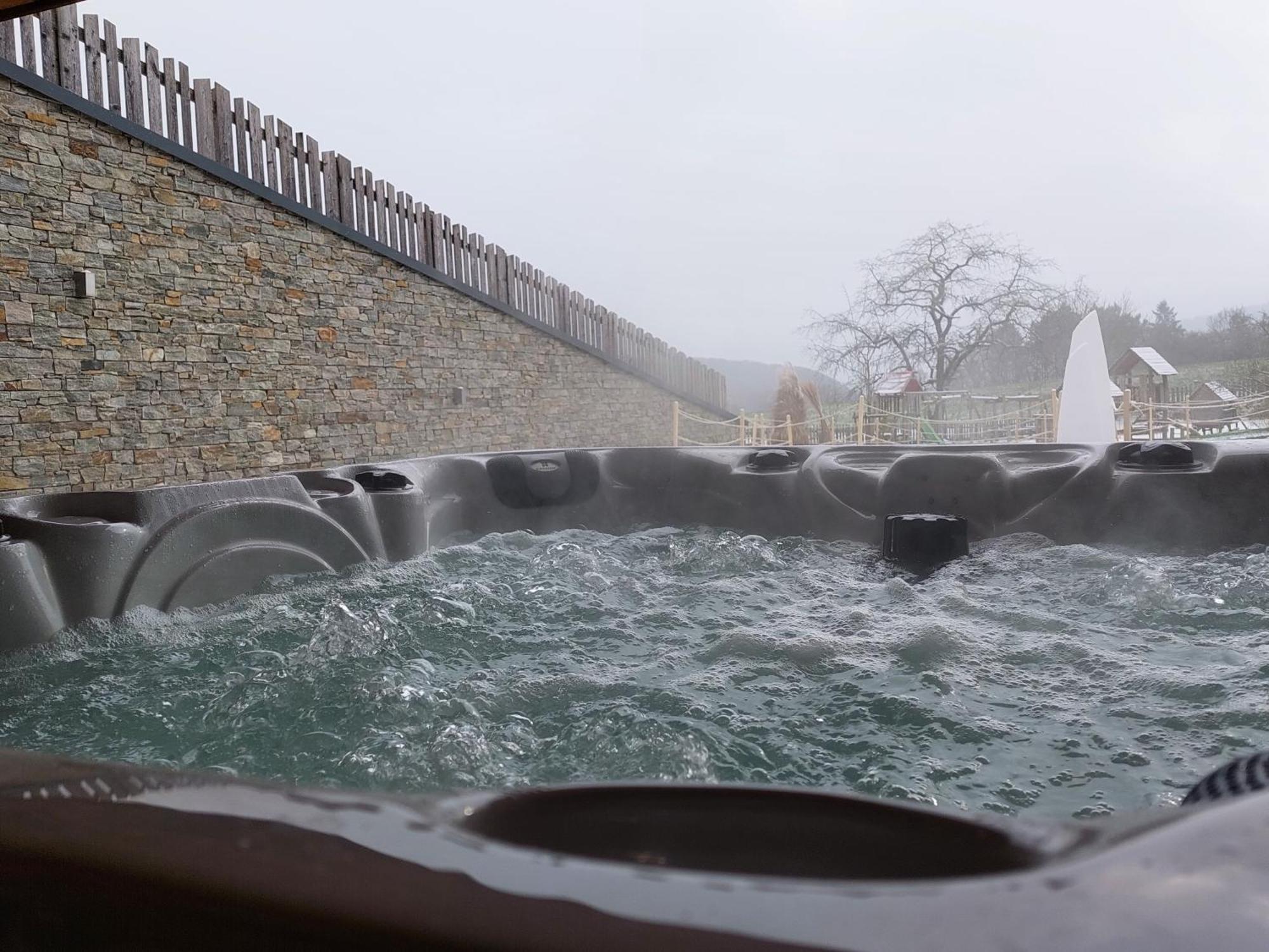 Chalets Petry Spa & Relax Bettel Kültér fotó
